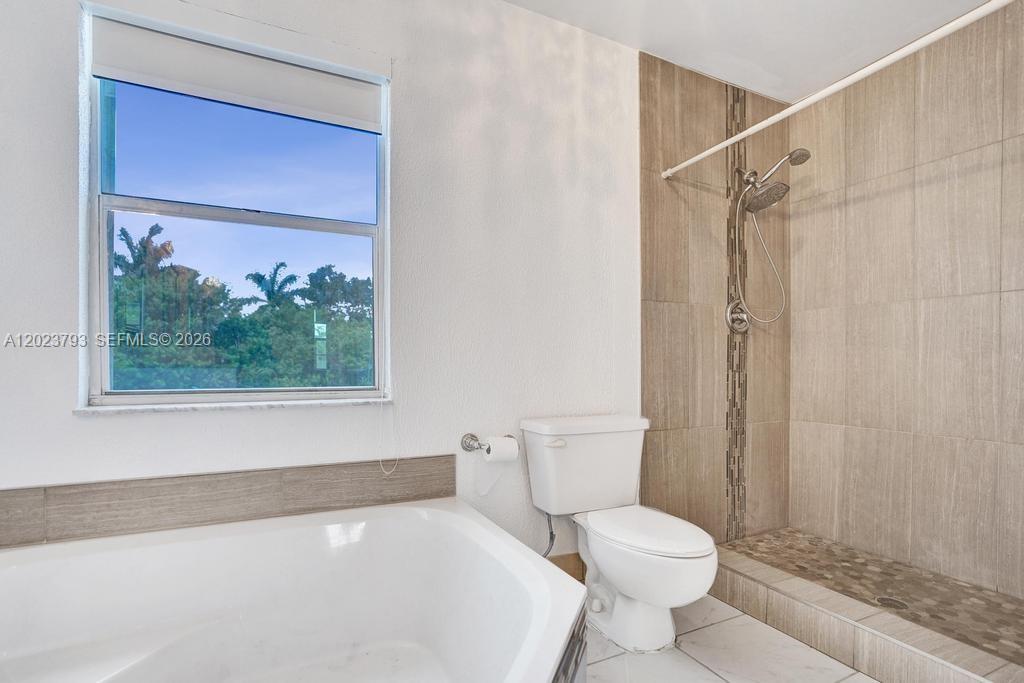 21461 Sawmill Ct, Boca Raton FL 33498