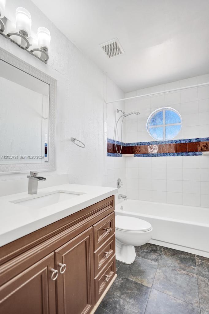 21461 Sawmill Ct, Boca Raton FL 33498