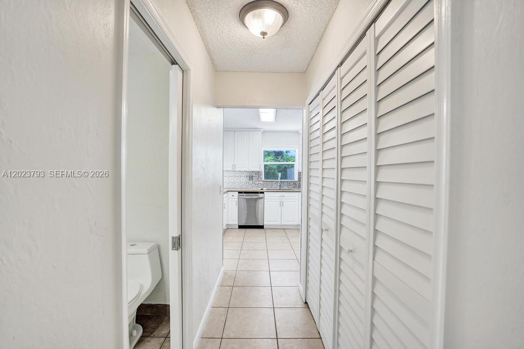 21461 Sawmill Ct, Boca Raton FL 33498