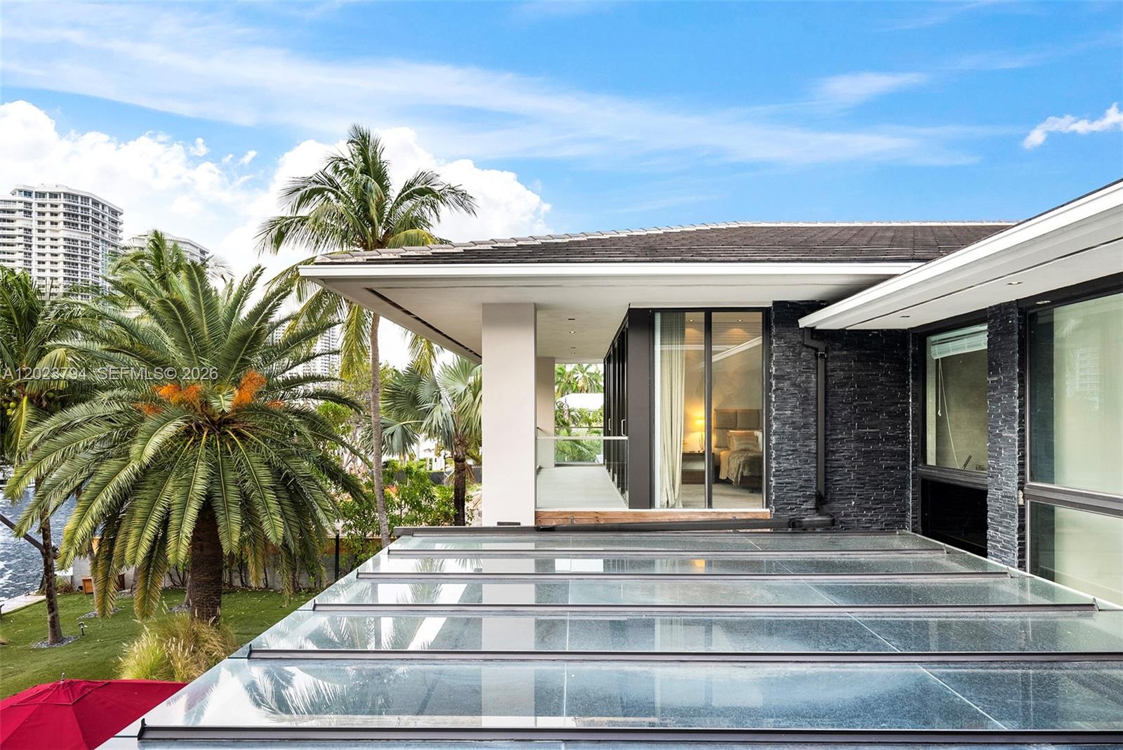 385 Centre Is, Golden Beach FL 33160