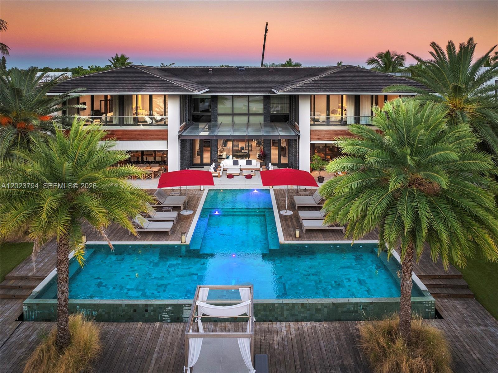 385 Centre Is, Golden Beach FL 33160