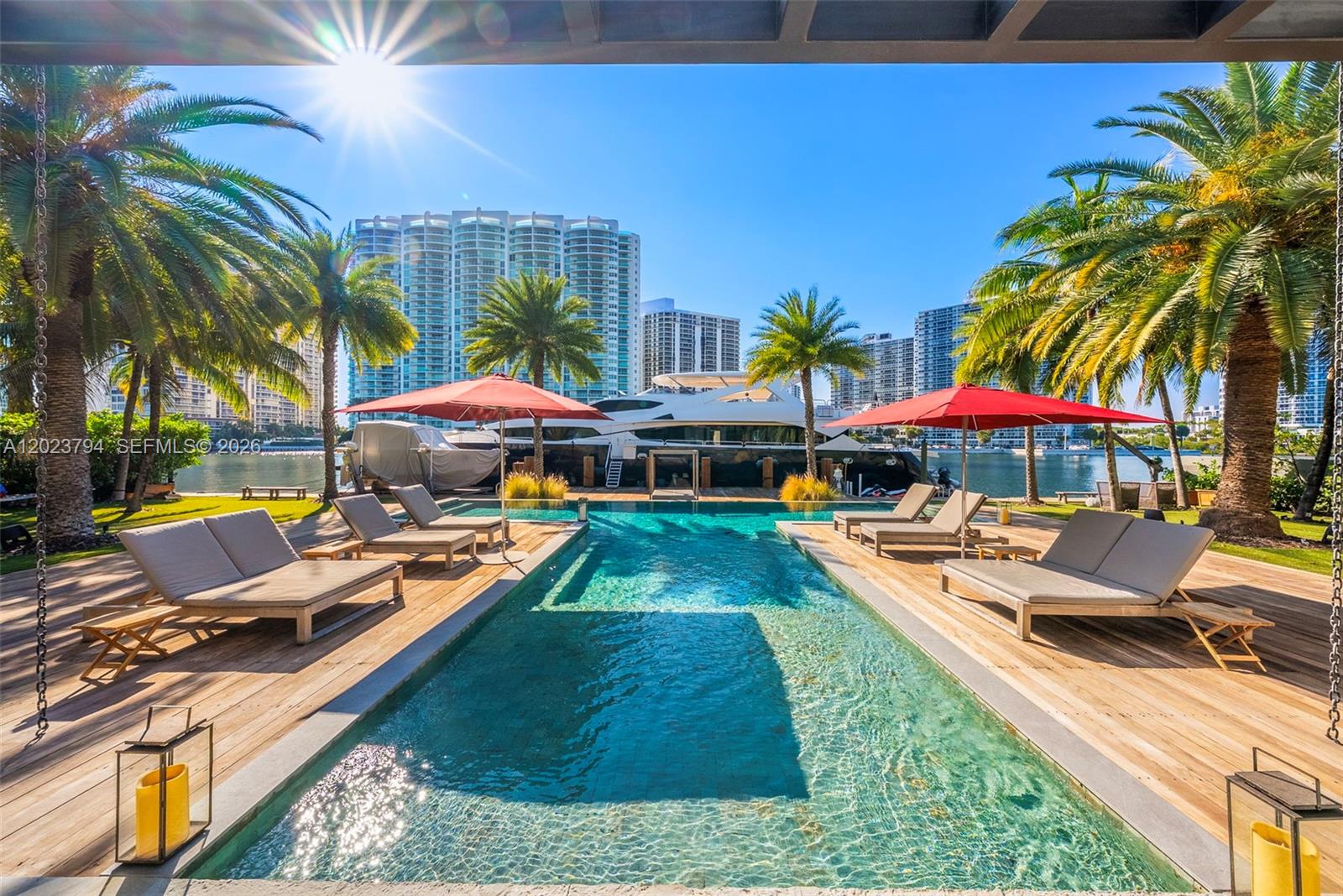 385 Centre Is, Golden Beach FL 33160