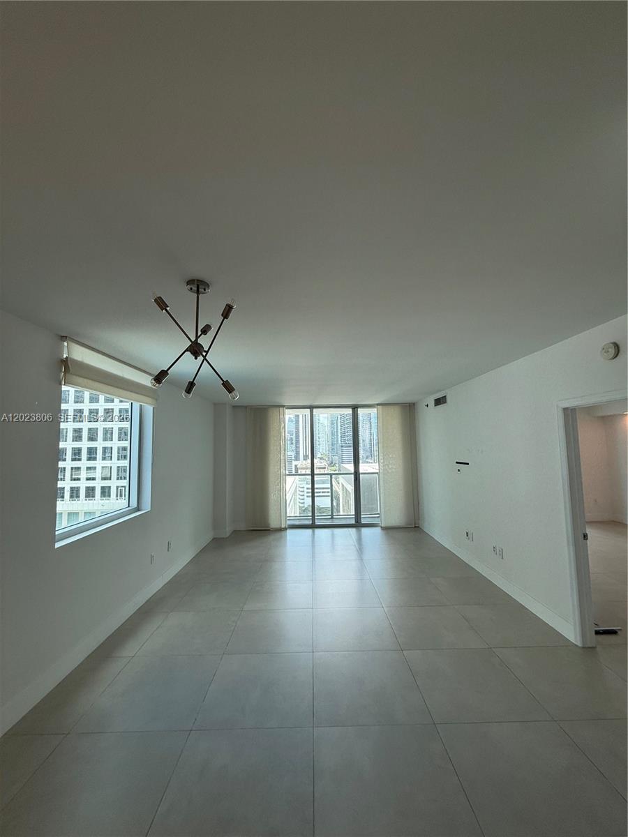 55 SE 6th St #1710, Miami FL 33131