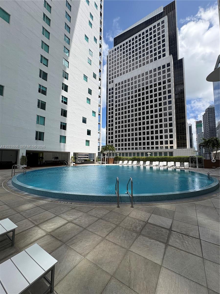 55 SE 6th St #1710, Miami FL 33131