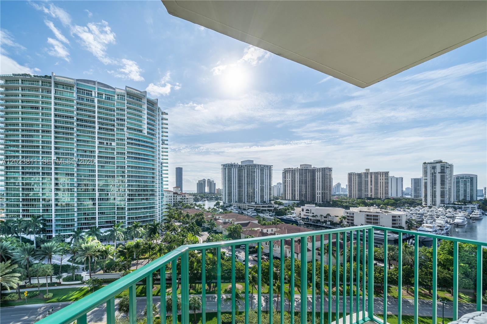 19900 E Country Club Dr #1120, Aventura FL 33180