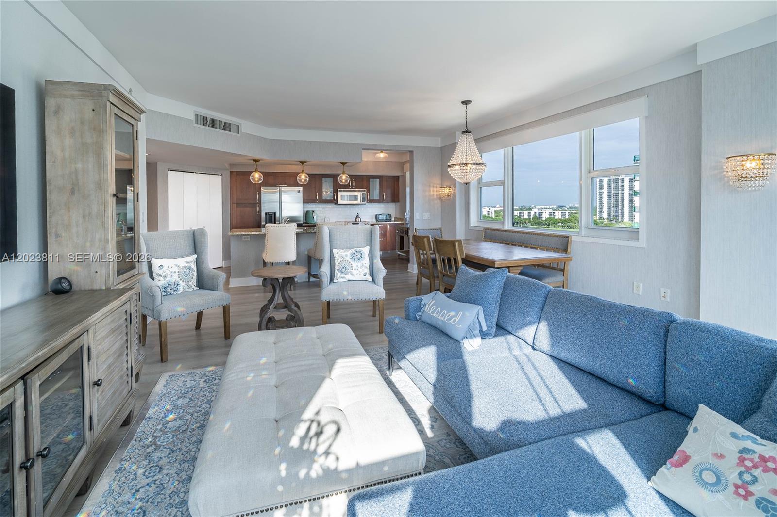 19900 E Country Club Dr #1120, Aventura FL 33180