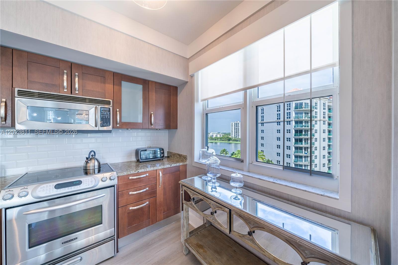 19900 E Country Club Dr #1120, Aventura FL 33180