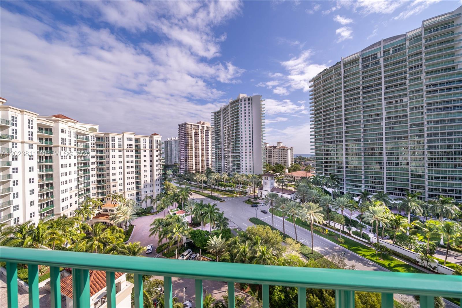19900 E Country Club Dr #1120, Aventura FL 33180