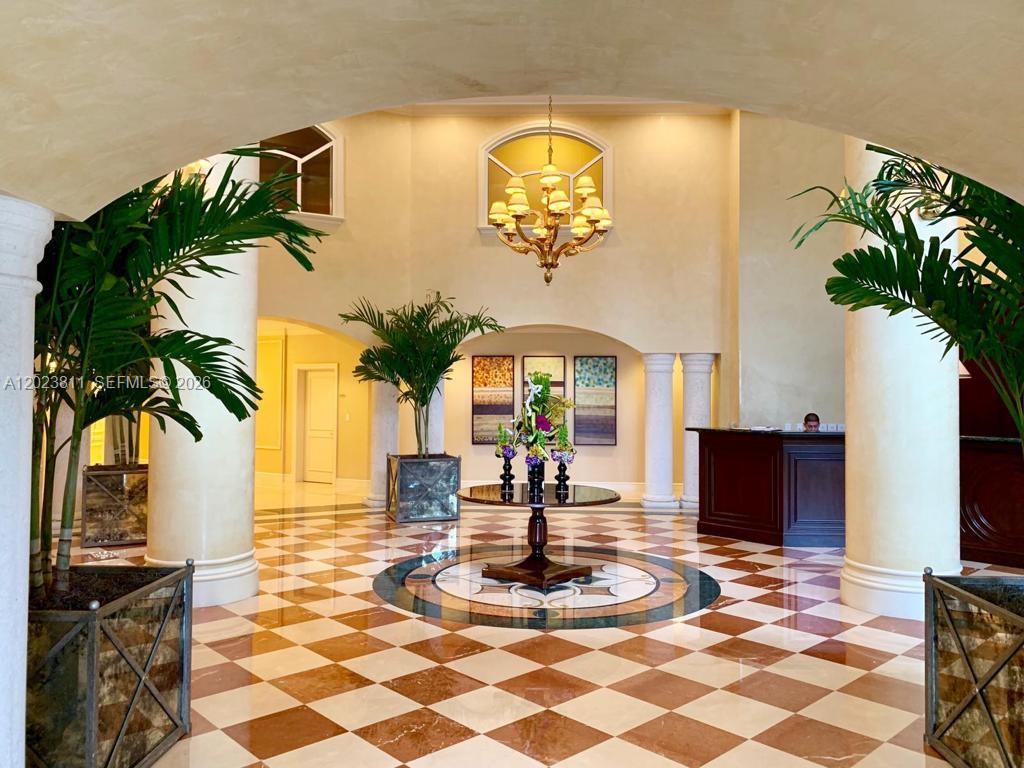 19900 E Country Club Dr #1120, Aventura FL 33180