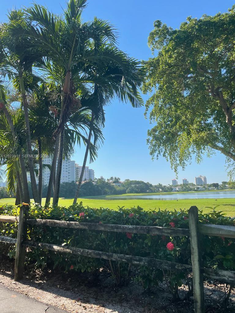 19900 E Country Club Dr #1120, Aventura FL 33180