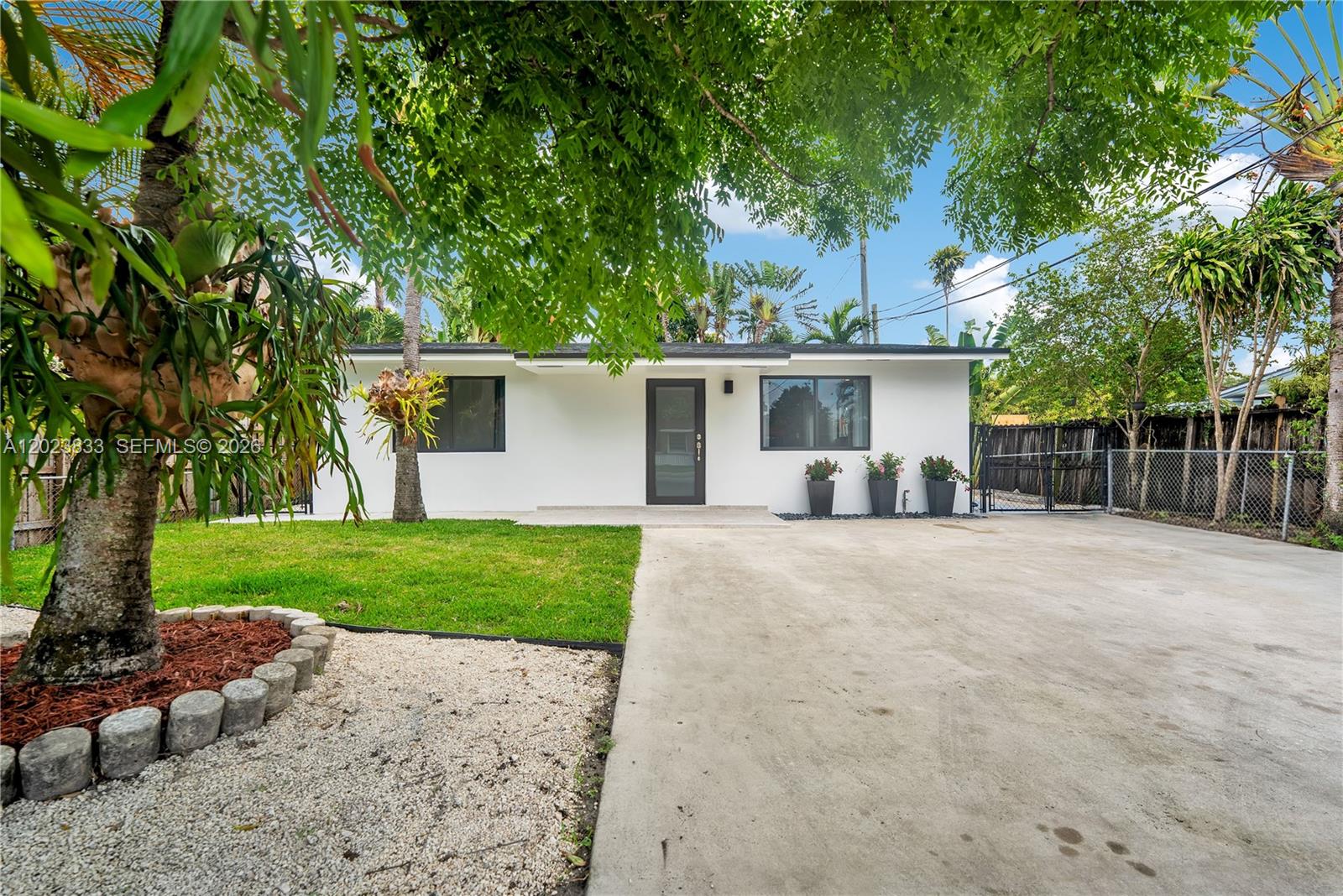 6566 SW 35th St, Miami FL 33155