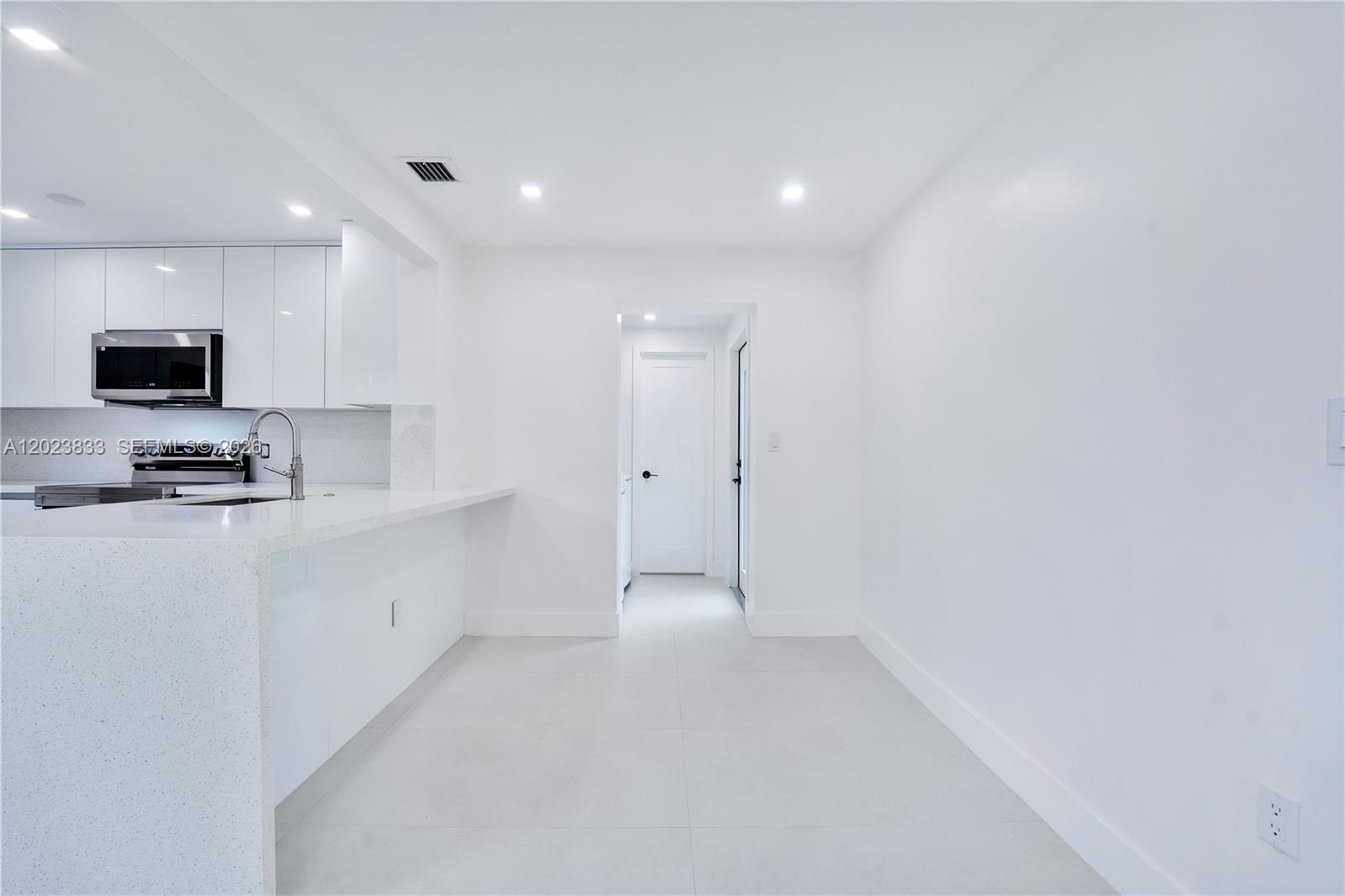 6566 SW 35th St, Miami FL 33155