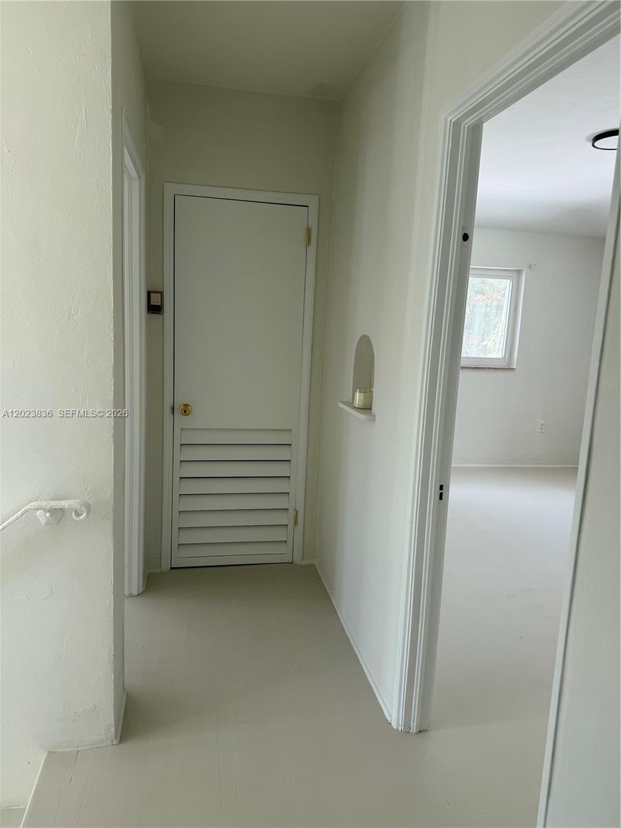 6312 Alton Rd, Miami Beach FL 33141