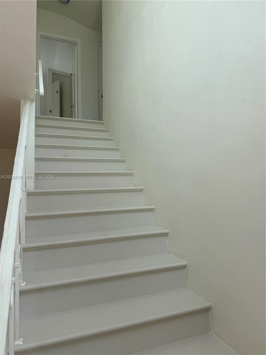 6312 Alton Rd, Miami Beach FL 33141