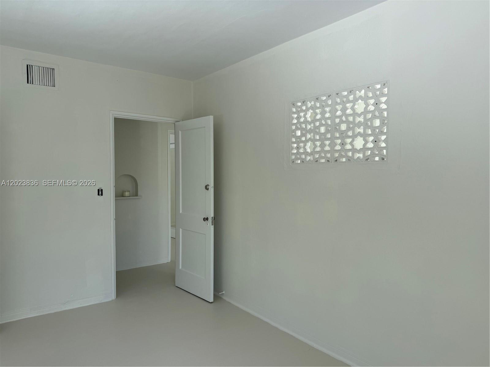 6312 Alton Rd, Miami Beach FL 33141