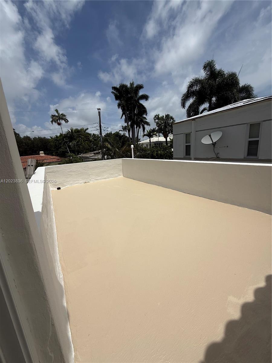 6312 Alton Rd, Miami Beach FL 33141