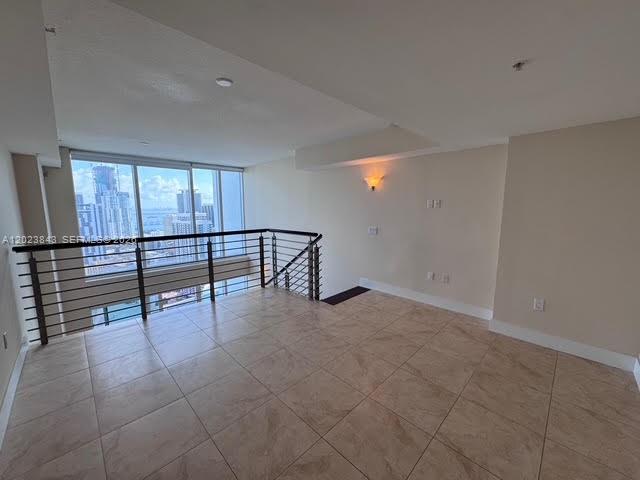41 SE 5th St #2411, Miami FL 33131