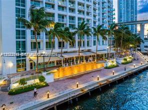 41 SE 5th St #2411, Miami FL 33131