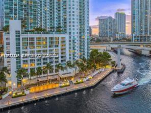 41 SE 5th St #2411, Miami FL 33131
