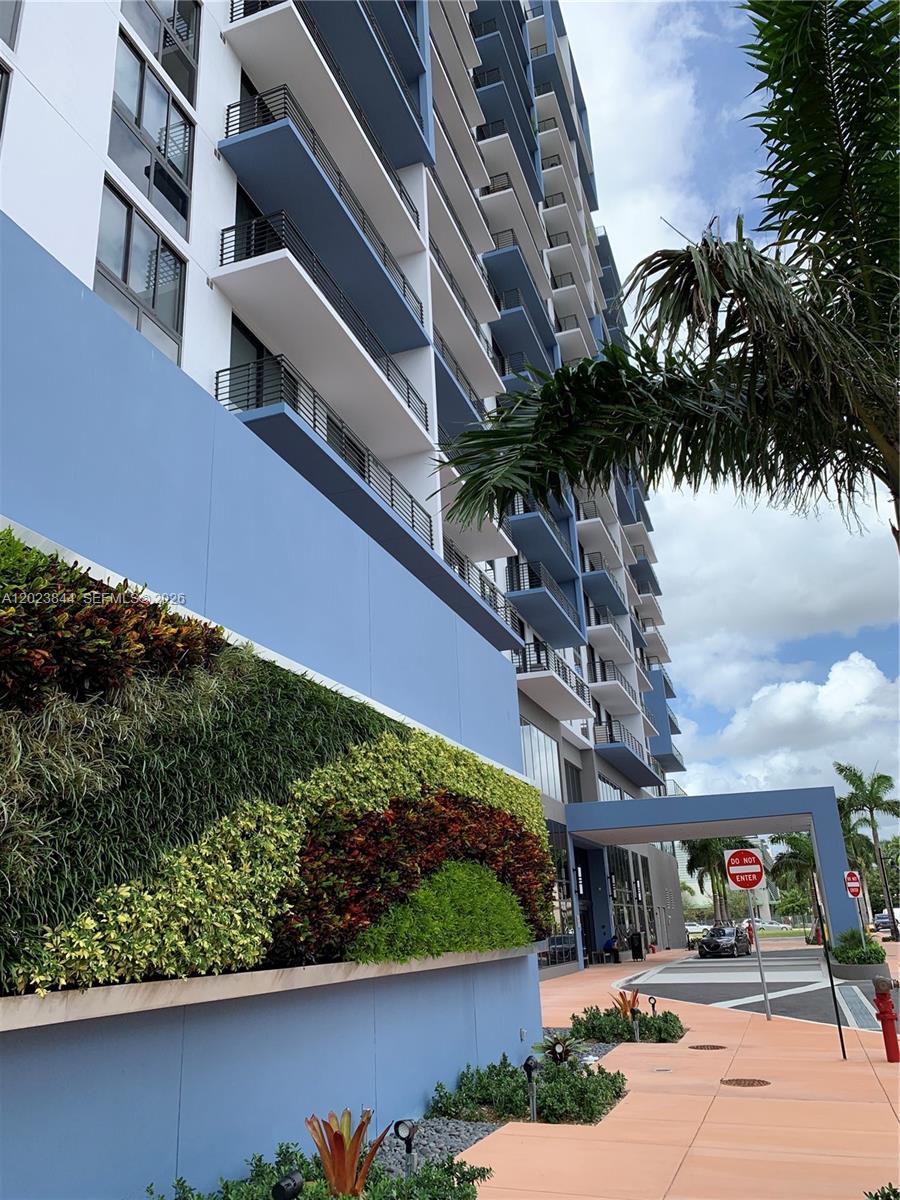 5350 NW 84 Ave #1601, Doral FL 33166