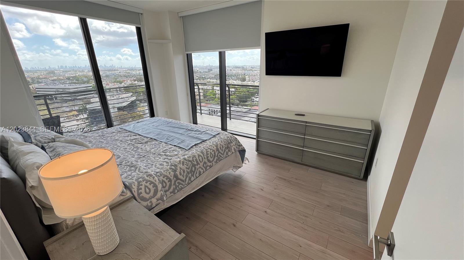 5350 NW 84 Ave #1601, Doral FL 33166