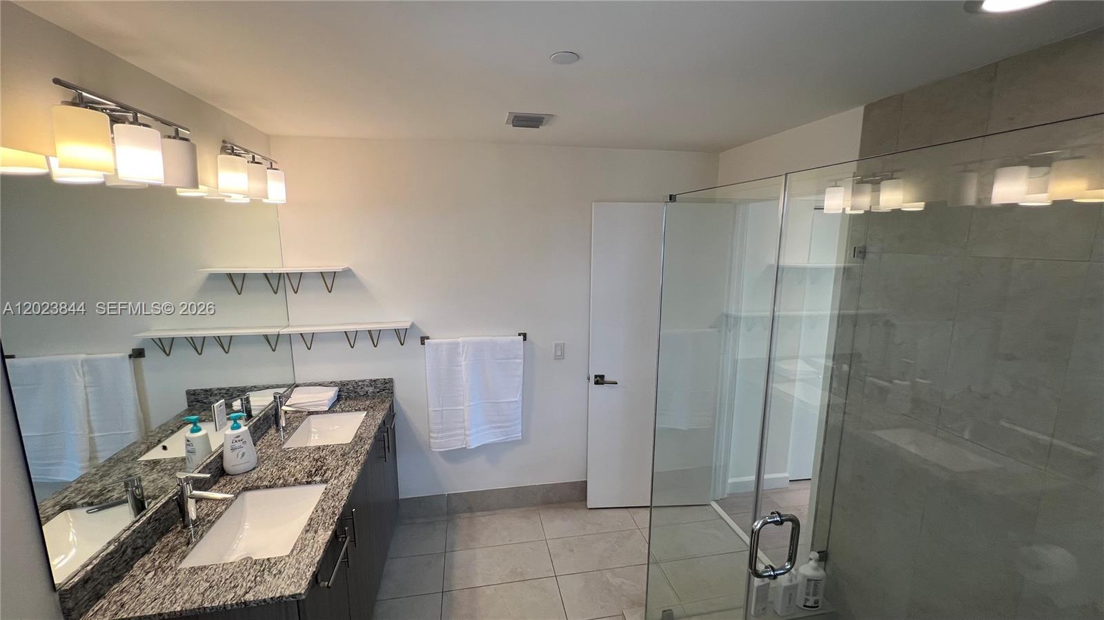 5350 NW 84 Ave #1601, Doral FL 33166