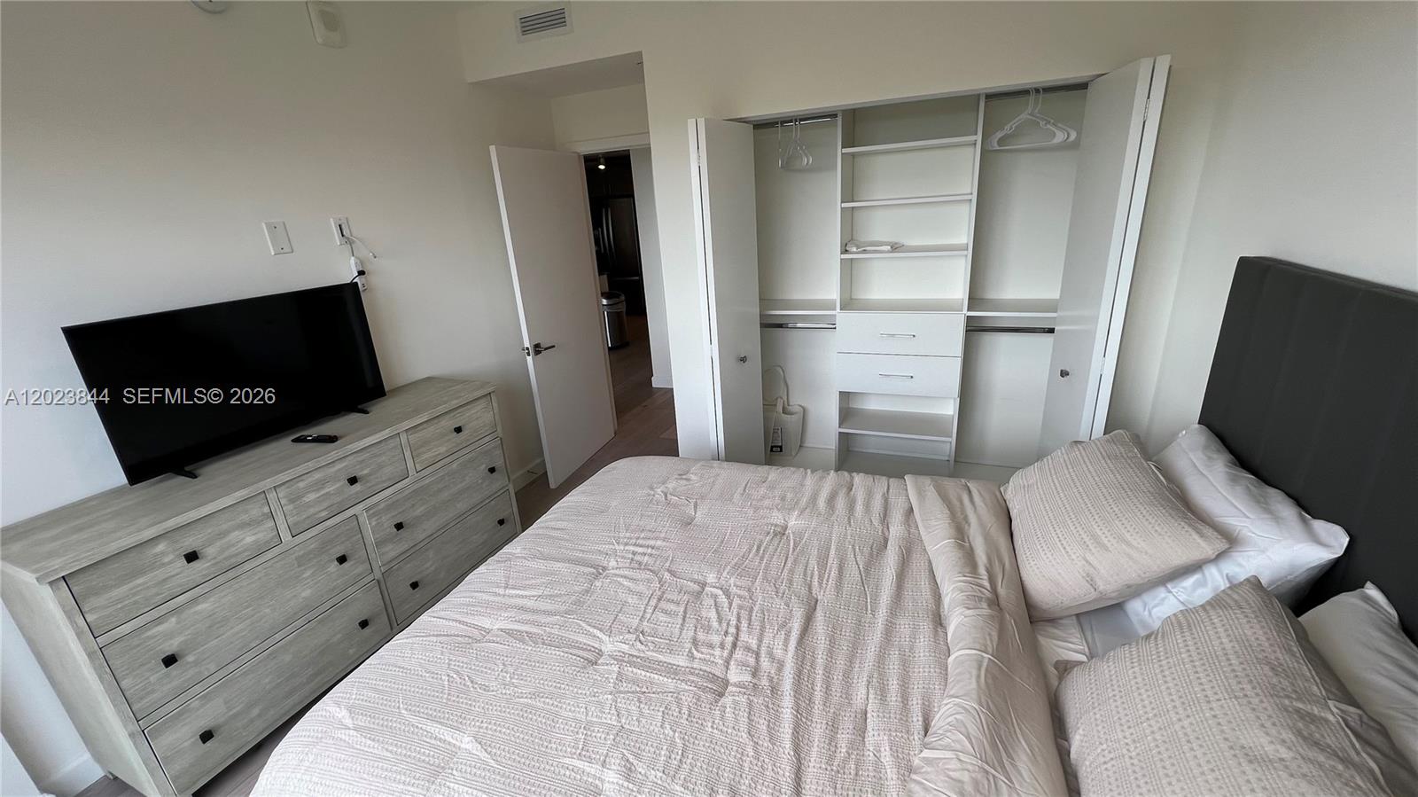 5350 NW 84 Ave #1601, Doral FL 33166