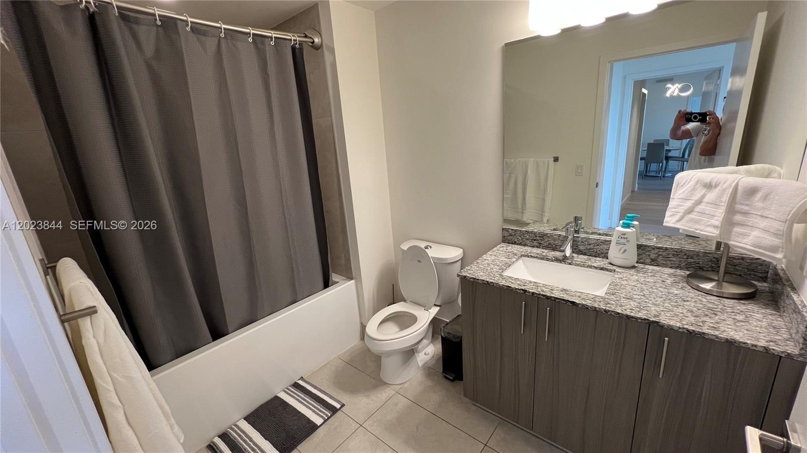 5350 NW 84 Ave #1601, Doral FL 33166