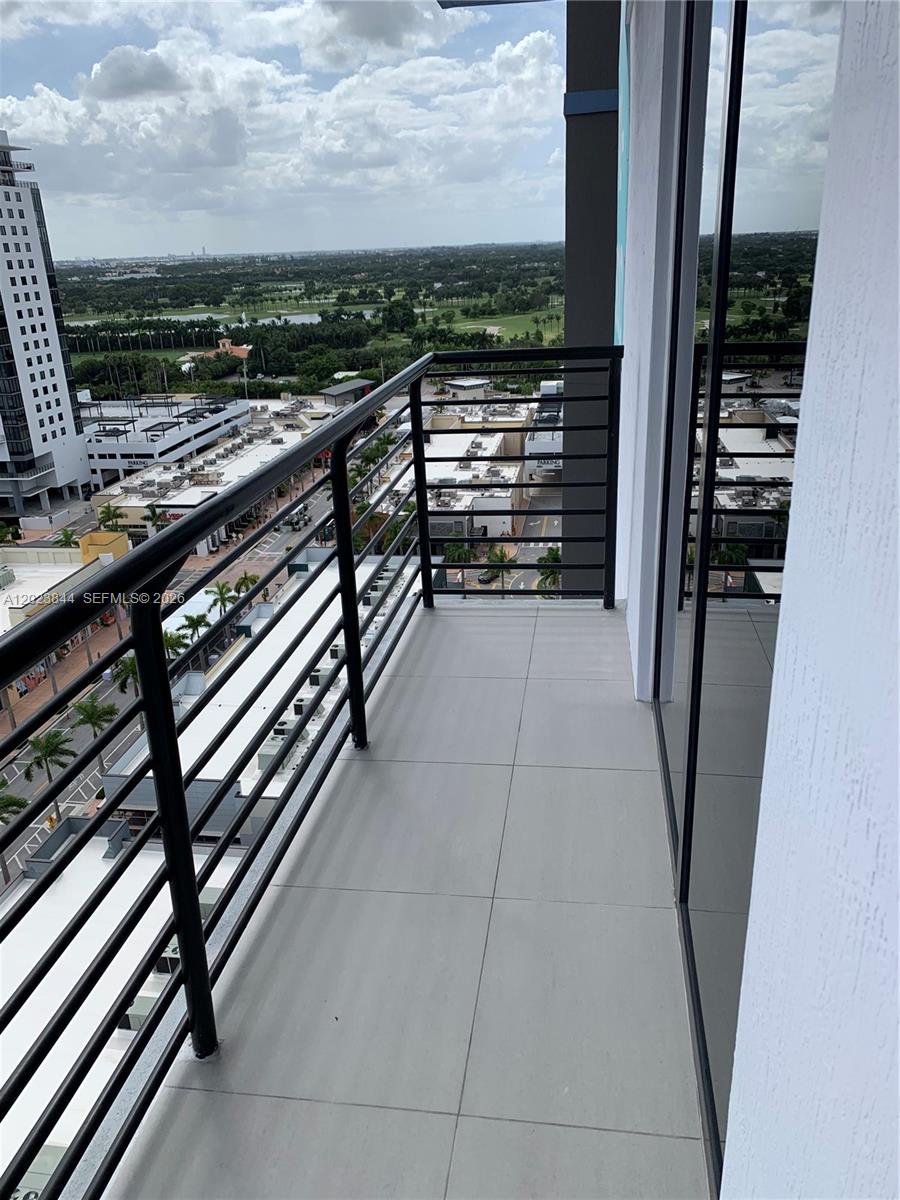 5350 NW 84 Ave #1601, Doral FL 33166