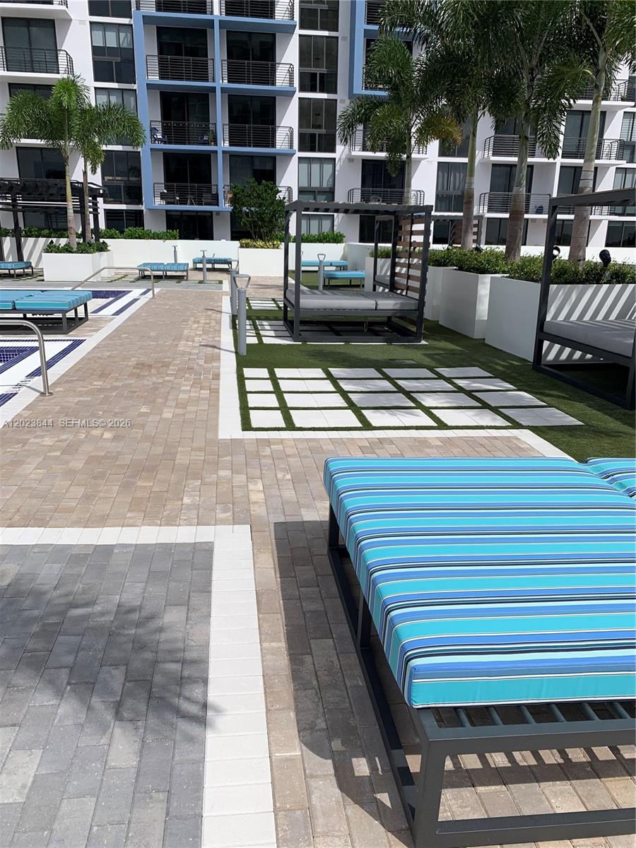 5350 NW 84 Ave #1601, Doral FL 33166