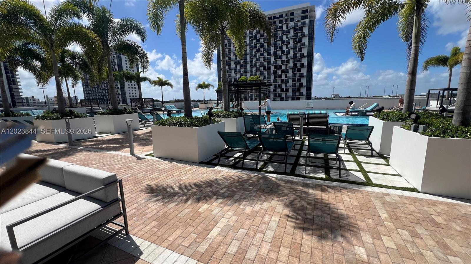 5350 NW 84 Ave #1601, Doral FL 33166