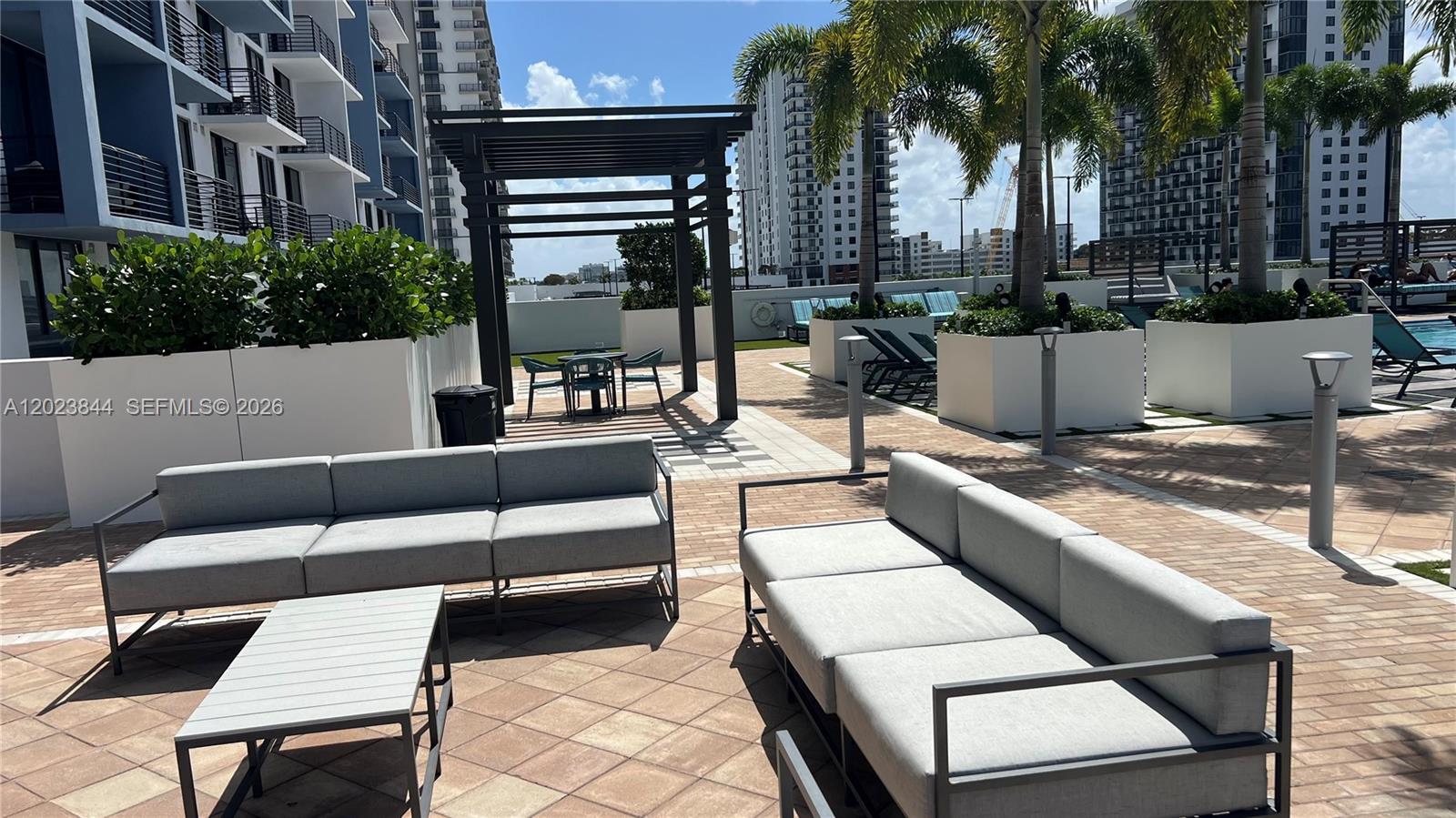 5350 NW 84 Ave #1601, Doral FL 33166