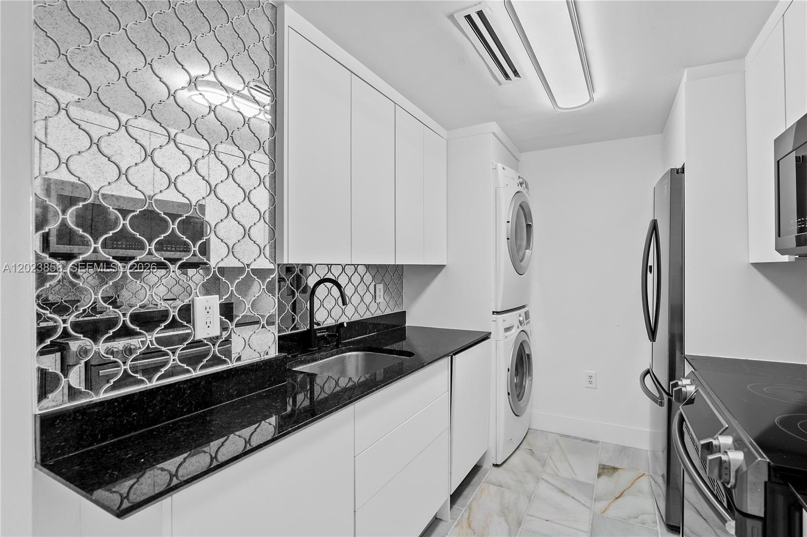 10275 Collins Ave #1035, Bal Harbour FL 33154