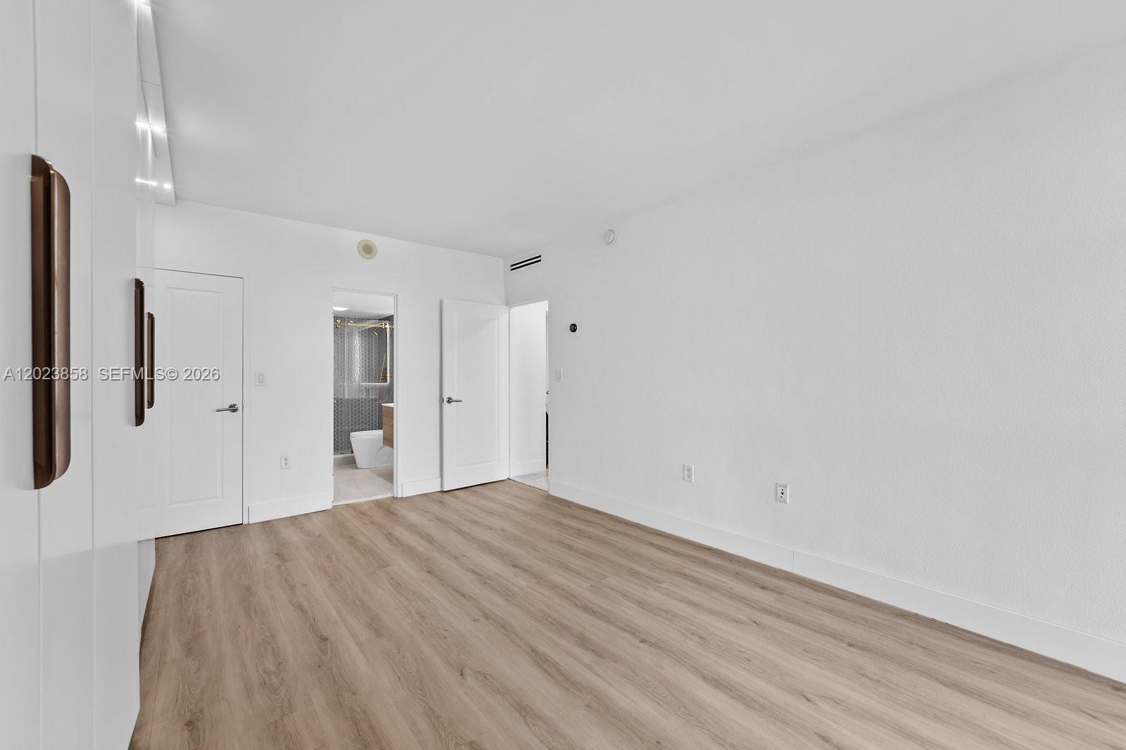 10275 Collins Ave #1035, Bal Harbour FL 33154