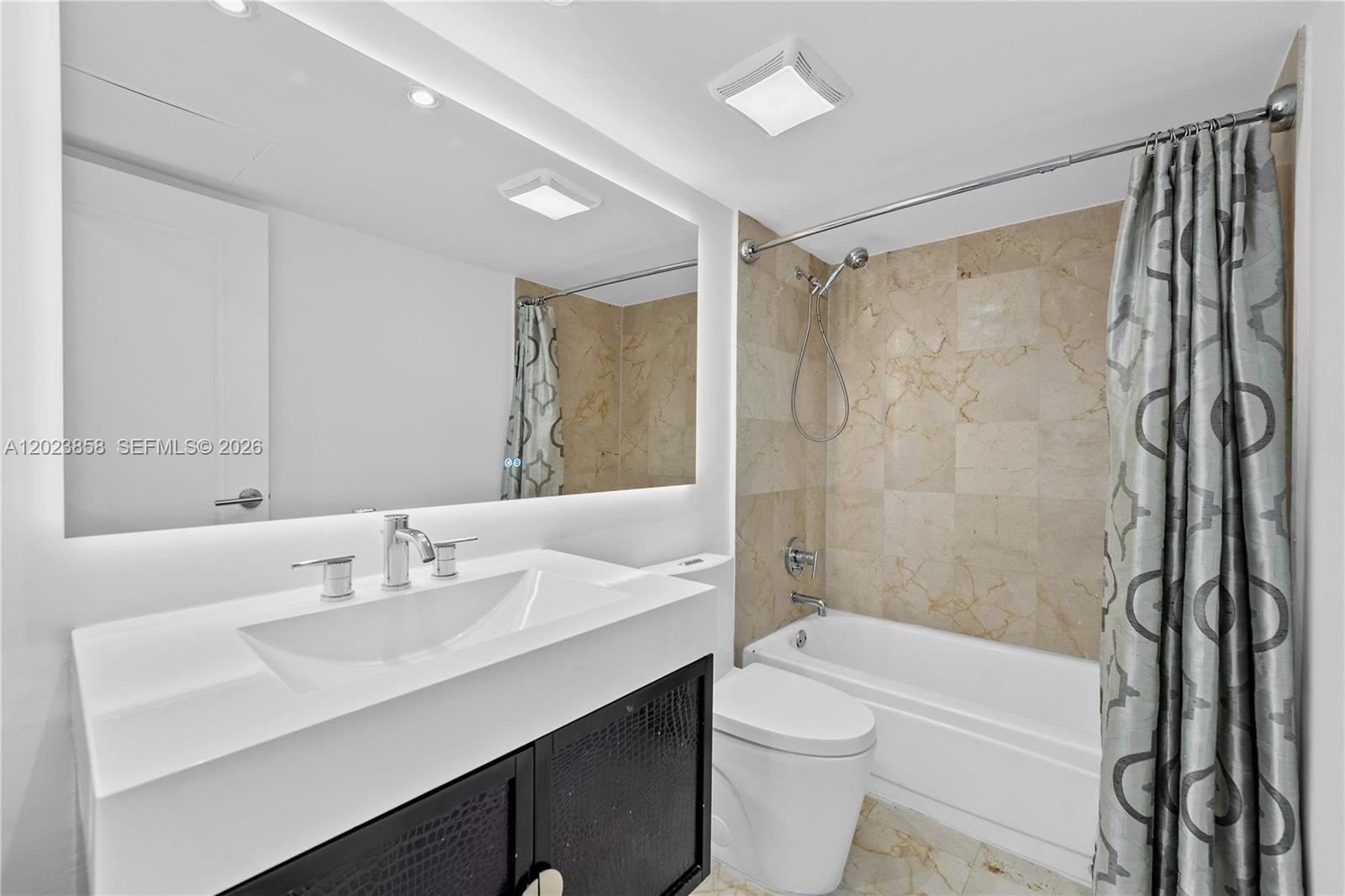 10275 Collins Ave #1035, Bal Harbour FL 33154