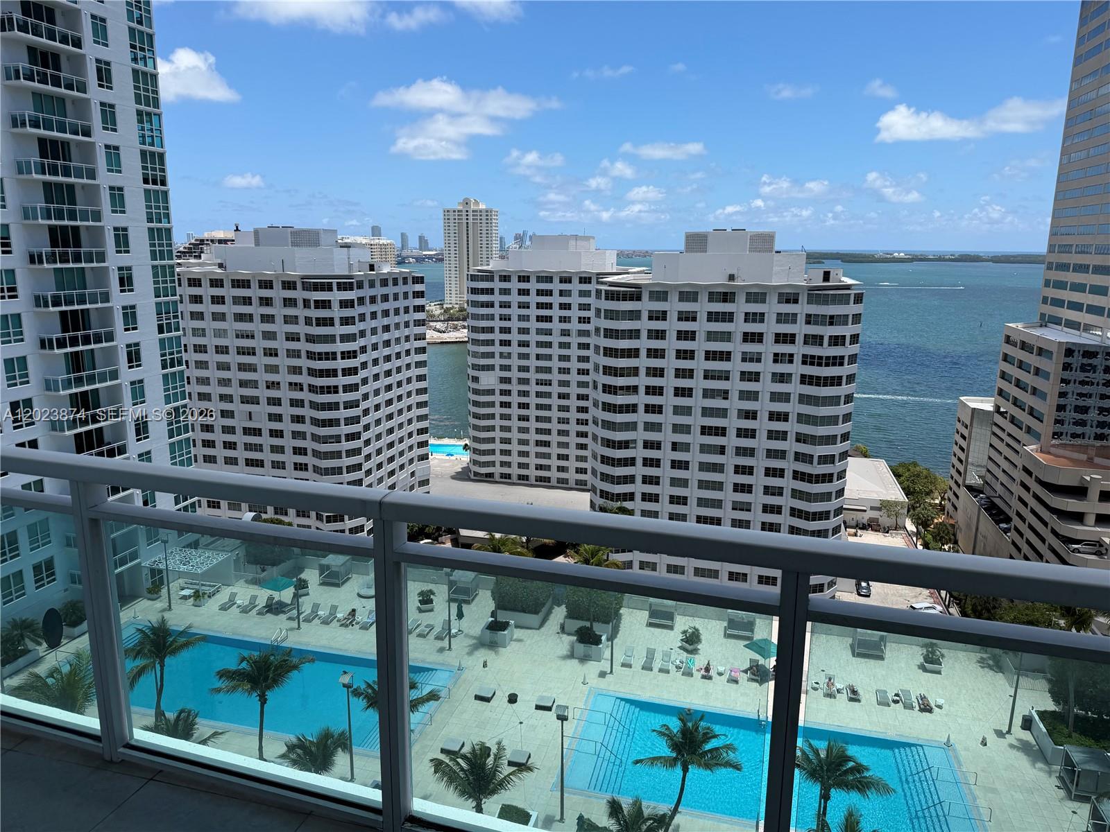 951 Brickell Ave #2006, Miami FL 33131