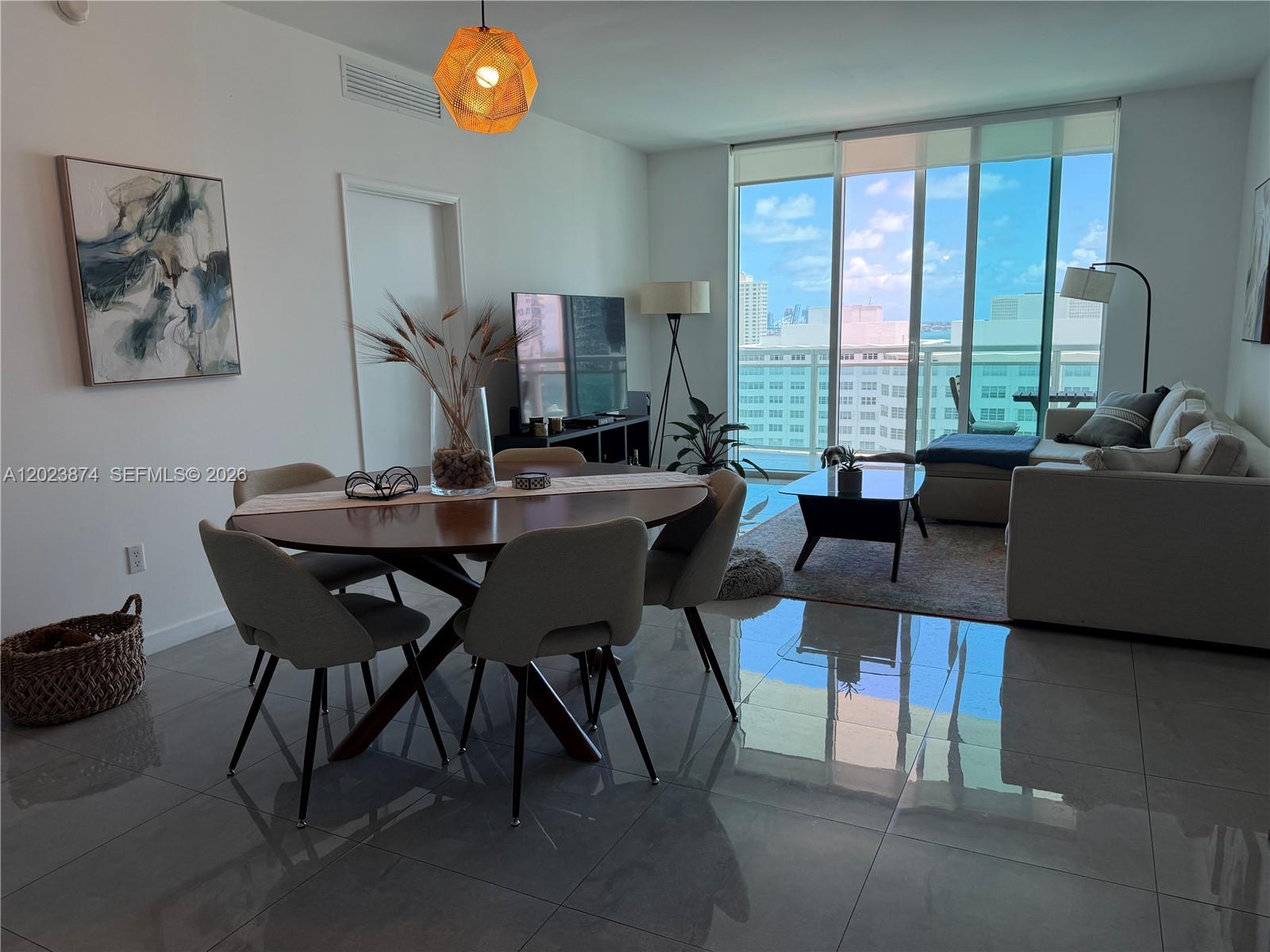 951 Brickell Ave #2006, Miami FL 33131