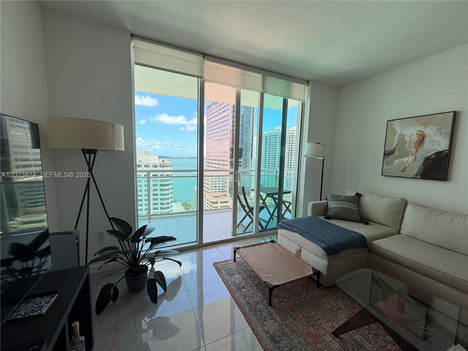 951 Brickell Ave #2006, Miami FL 33131