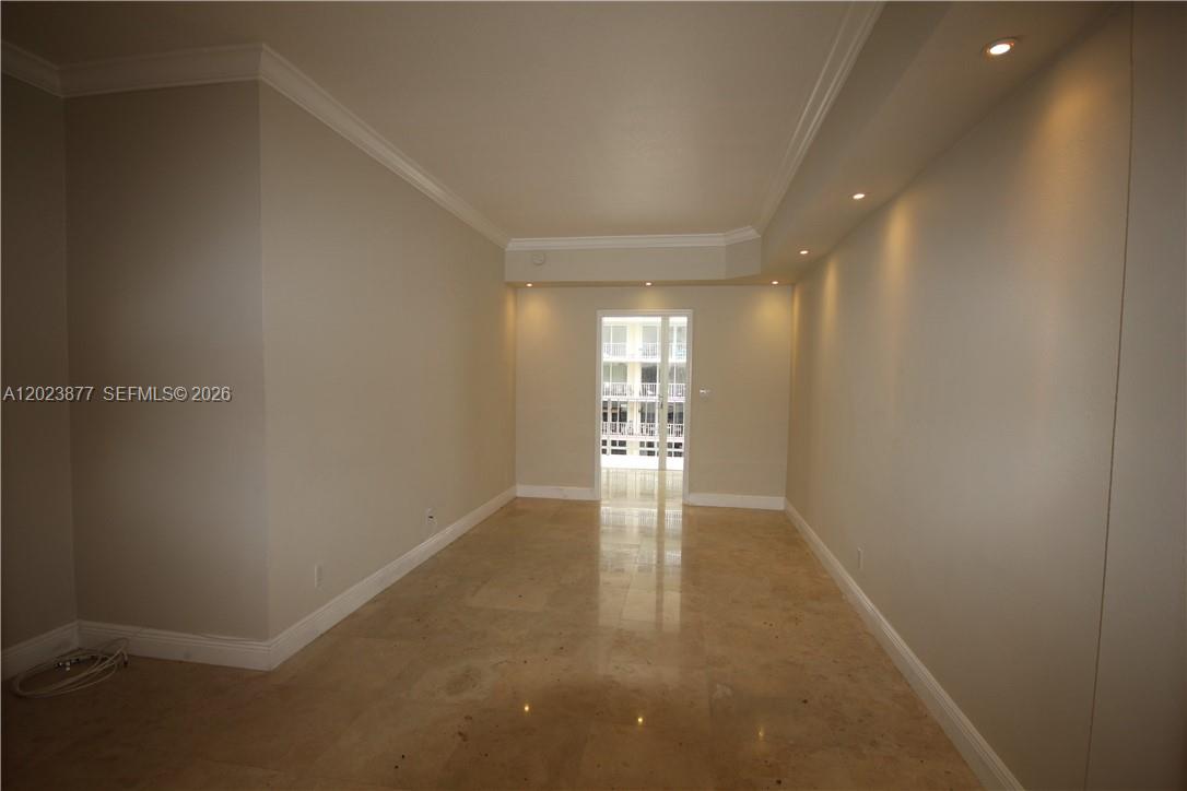 5401 Collins Ave #339, Miami Beach FL 33140