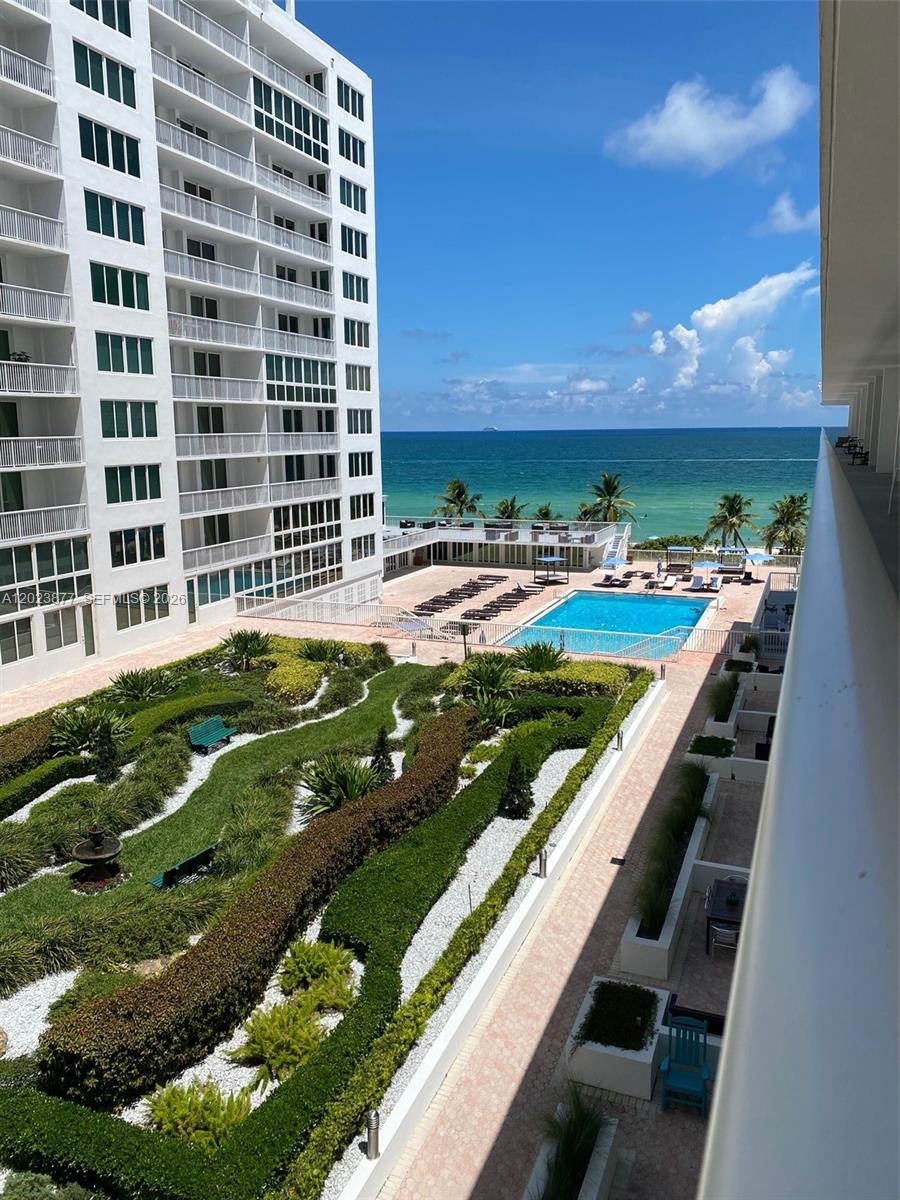 5401 Collins Ave #339, Miami Beach FL 33140