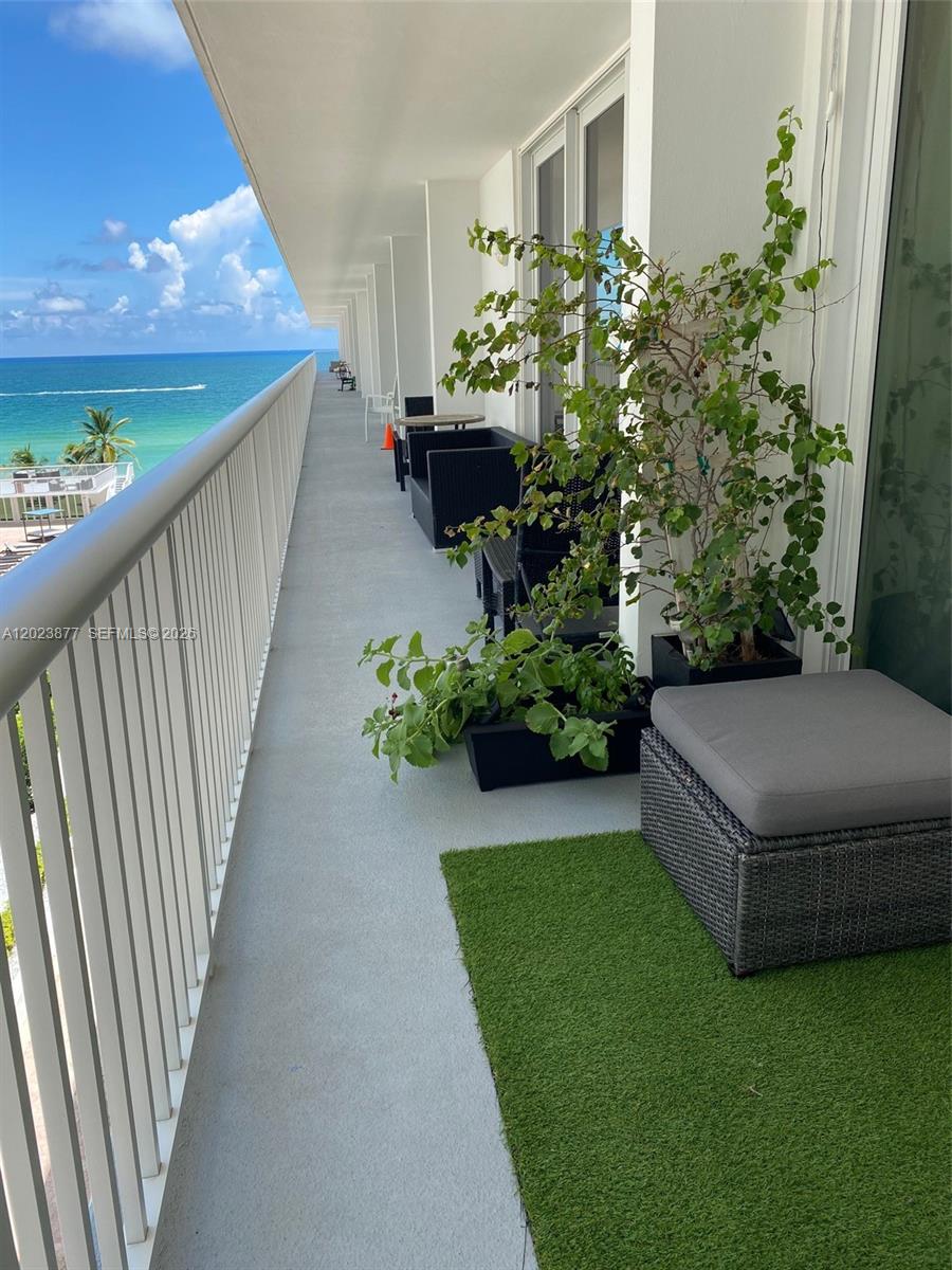 5401 Collins Ave #339, Miami Beach FL 33140