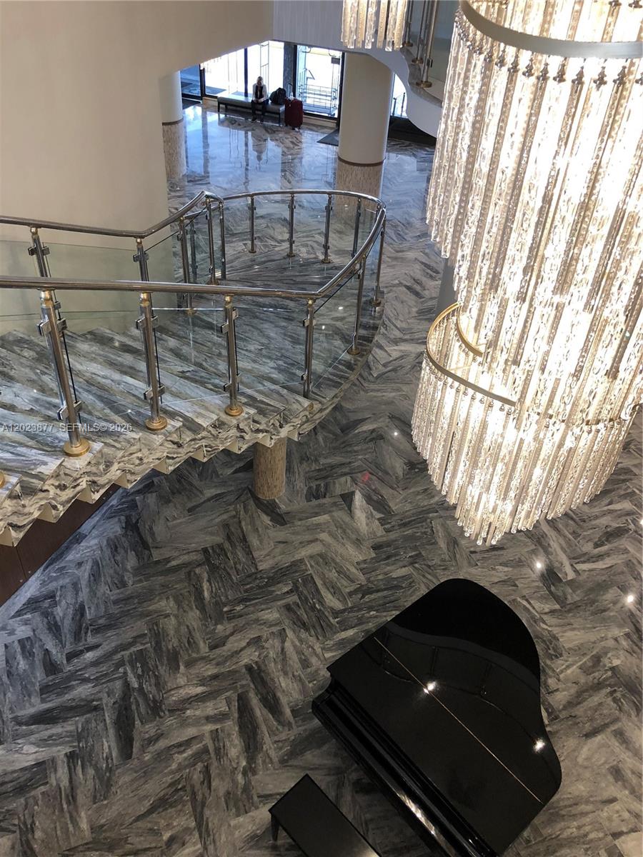 5401 Collins Ave #339, Miami Beach FL 33140