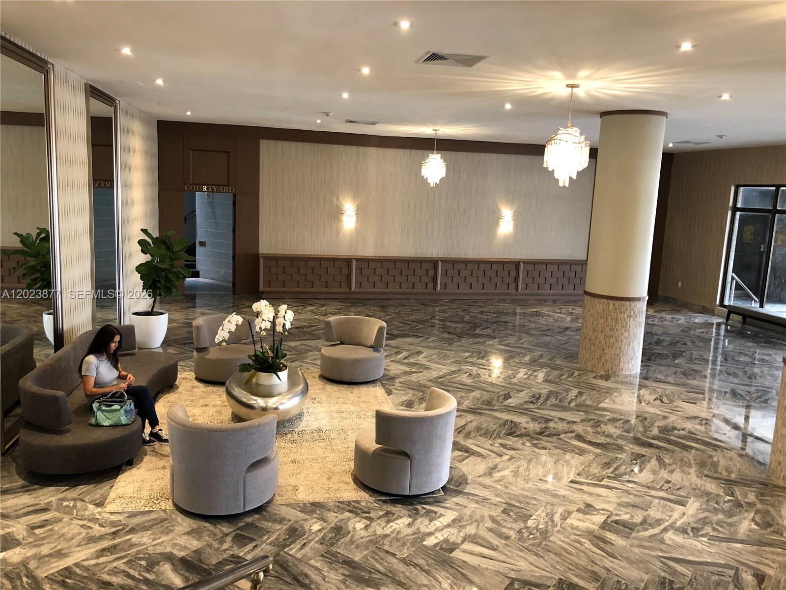 5401 Collins Ave #339, Miami Beach FL 33140