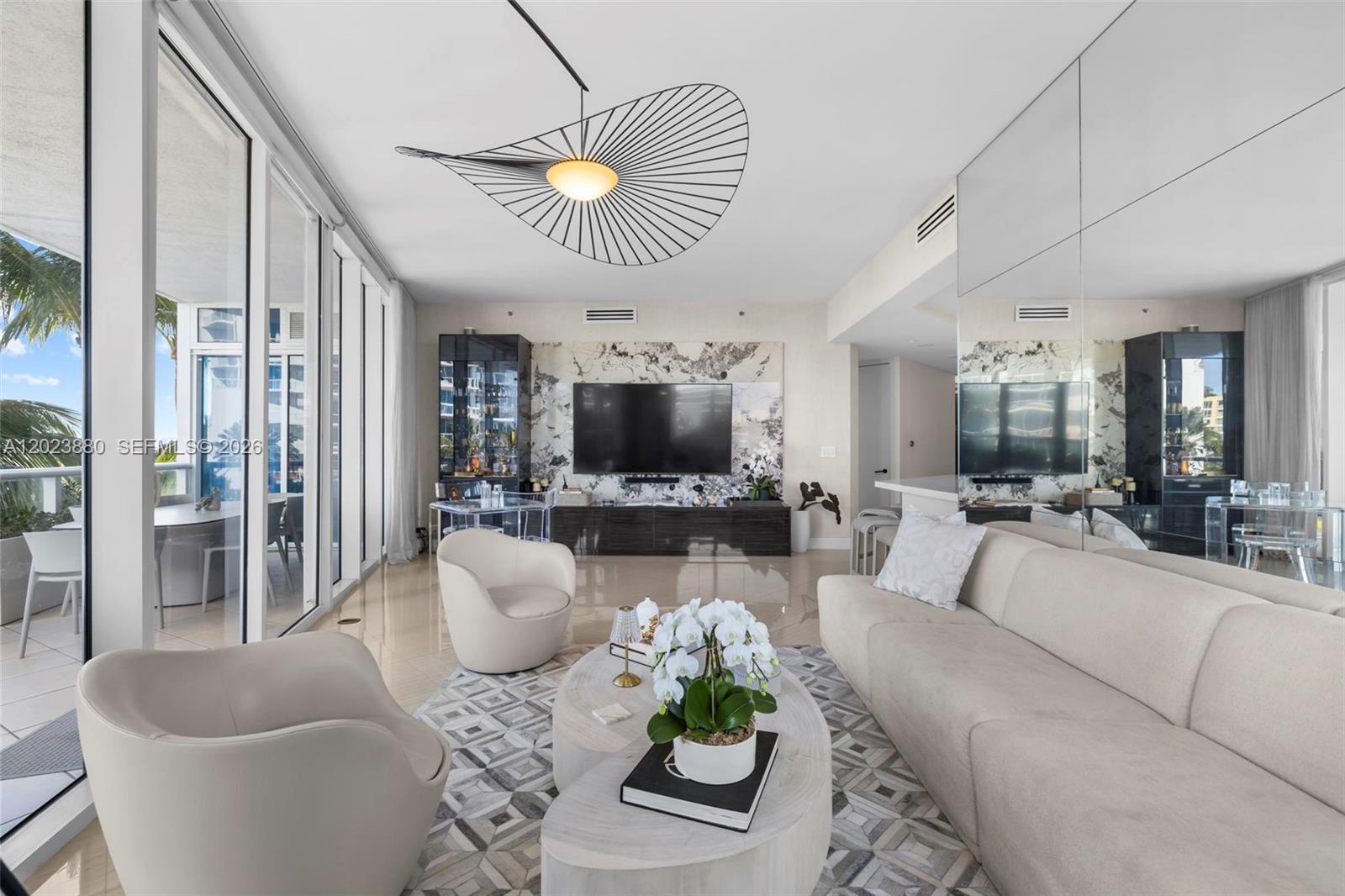 100 S Pointe Dr #509, Miami Beach FL 33139