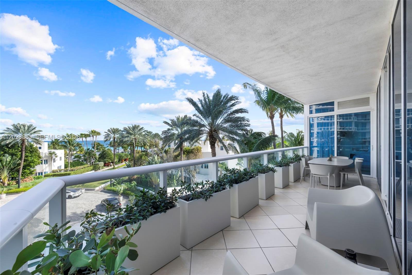 100 S Pointe Dr #509, Miami Beach FL 33139