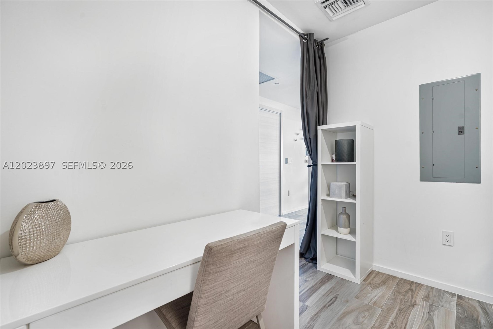801 S Miami Ave #4302, Miami FL 33130