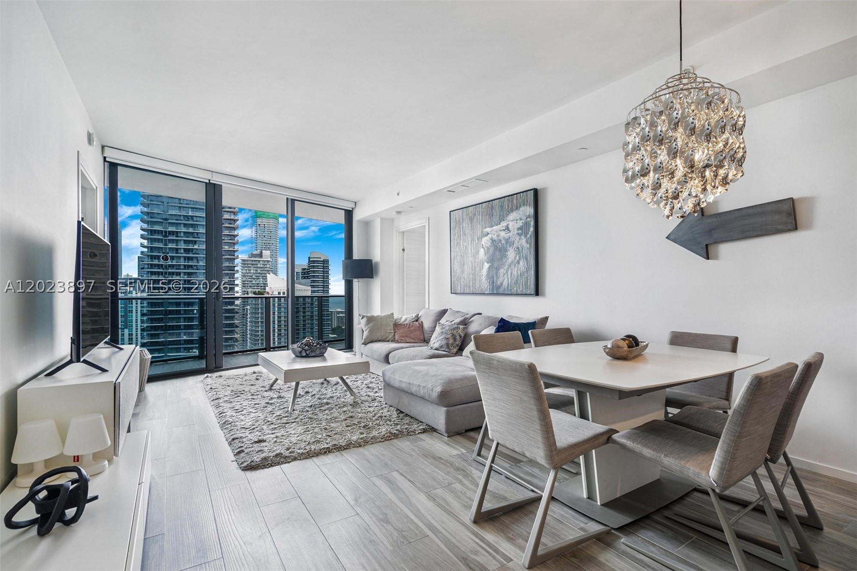 801 S Miami Ave #4302, Miami FL 33130