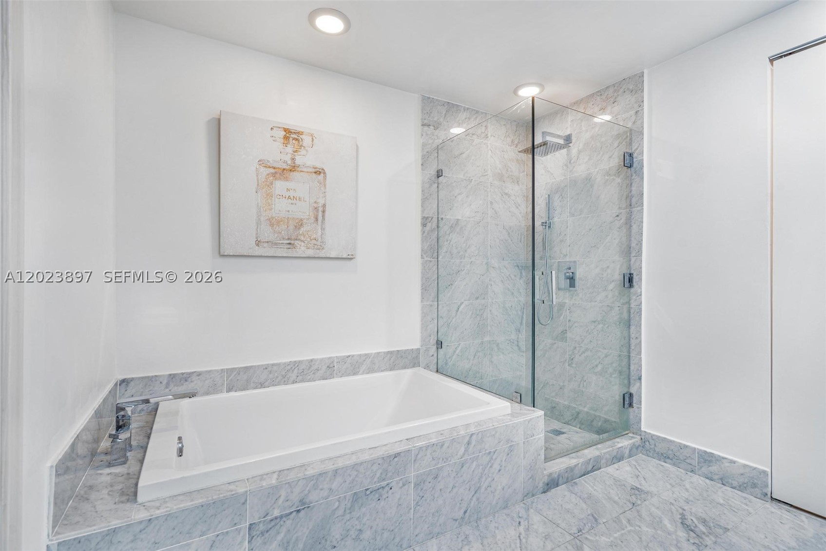 801 S Miami Ave #4302, Miami FL 33130