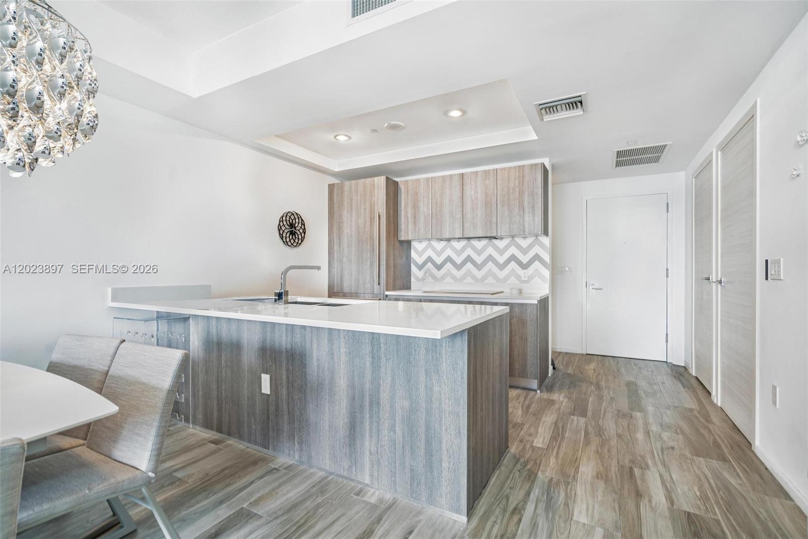 801 S Miami Ave #4302, Miami FL 33130