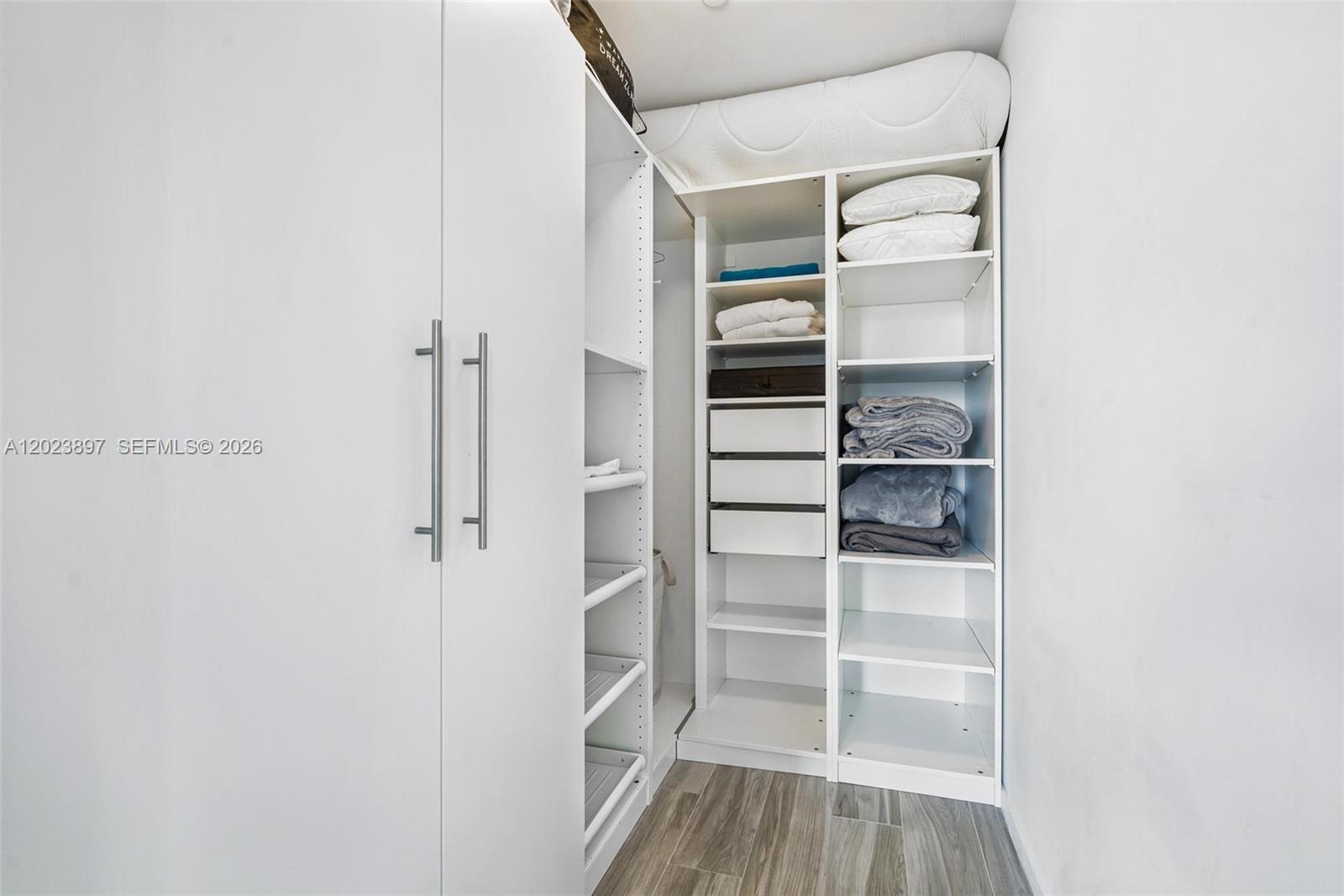 801 S Miami Ave #4302, Miami FL 33130